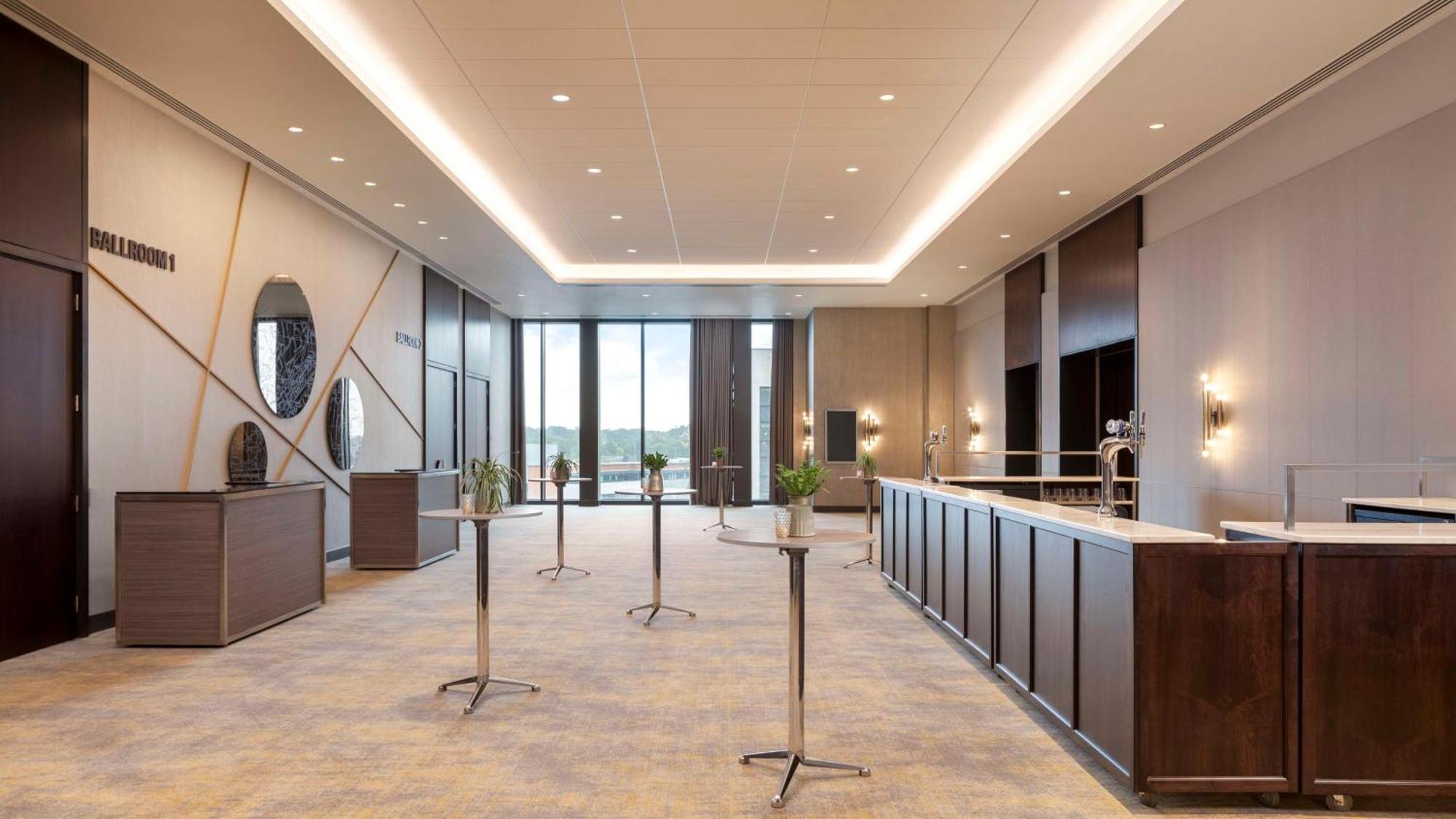 Hilton Woking Hotel Luaran gambar