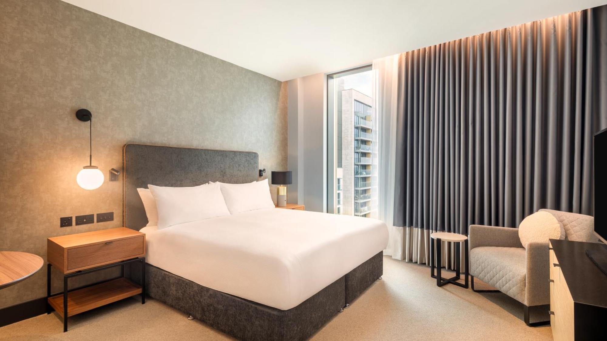 Hilton Woking Hotel Luaran gambar