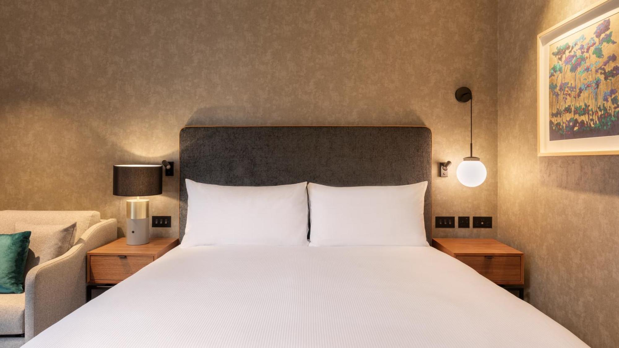 Hilton Woking Hotel Luaran gambar